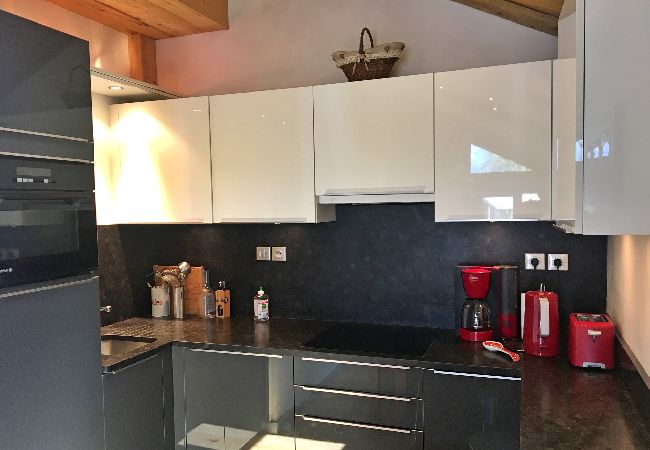 Appartement à Arâches-la-Frasse - Les Carroz centre, location d'un appartement décoré avec gôut. Pour 6 personnes. Appartement à Arâches-la-Frasse - Les Carroz centre, location d'un appartement décoré avec gôut. Pour 6 personnes.