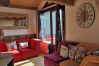 Appartement à Arâches-la-Frasse - Les Carroz centre, location d'un appartement décoré avec gôut. Pour 6 personnes - EDE429 Appartement à Arâches-la-Frasse - Les Carroz centre, location d'un appartement décoré avec gôut. Pour 6 personnes - EDE429