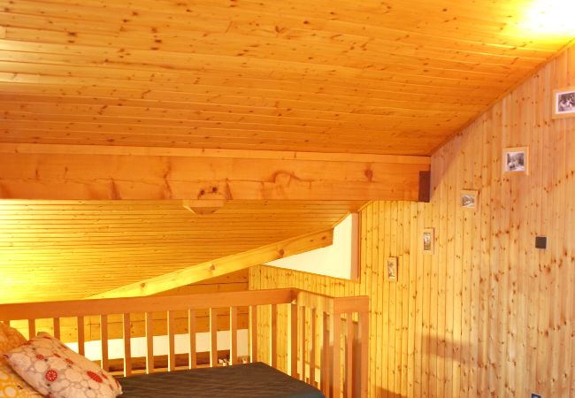 Appartement à Les Carroz d'Arâches - Location appartement de vacances 5 personnes aux Carroz d'Arâches, Grand Massif, au pied du télécabine Appartement à Les Carroz d'Arâches - Location appartement de vacances 5 personnes aux Carroz d'Arâches, Grand Massif, au pied du télécabine