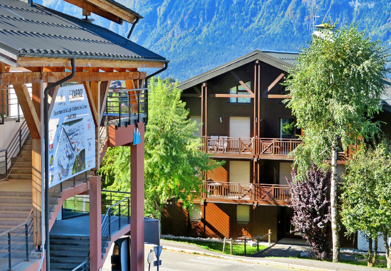 Appartement à Les Carroz d'Arâches - Appartement pour 5 personnes, pied du télécabine - ESB406