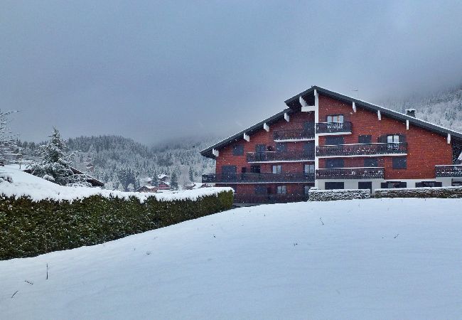 Appartement à Les Carroz d'Arâches - Les Carroz, skis aux pieds, location d'un appartement pour 6 personnes Appartement à Les Carroz d'Arâches - Les Carroz, skis aux pieds, location d'un appartement pour 6 personnes
