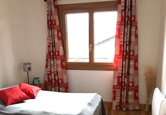 Appartement à Les Carroz d'Arâches - Les Carroz, skis aux pieds, location d'un appartement pour 6 personnes Appartement à Les Carroz d'Arâches - Les Carroz, skis aux pieds, location d'un appartement pour 6 personnes