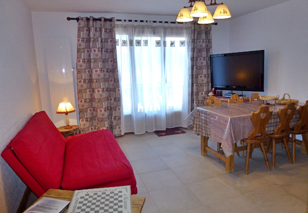 Appartement à Les Carroz d'Arâches - Les Carroz, skis aux pieds, location d'un appartement pour 6 personnes Appartement à Les Carroz d'Arâches - Les Carroz, skis aux pieds, location d'un appartement pour 6 personnes