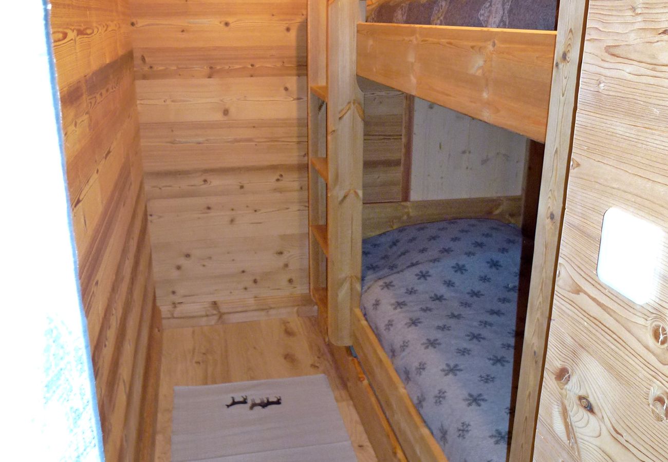 Appartement à Les Carroz d'Arâches - Les Carroz, skis aux pieds, location d'un appartement pour 6 personnes Appartement à Les Carroz d'Arâches - Les Carroz, skis aux pieds, location d'un appartement pour 6 personnes