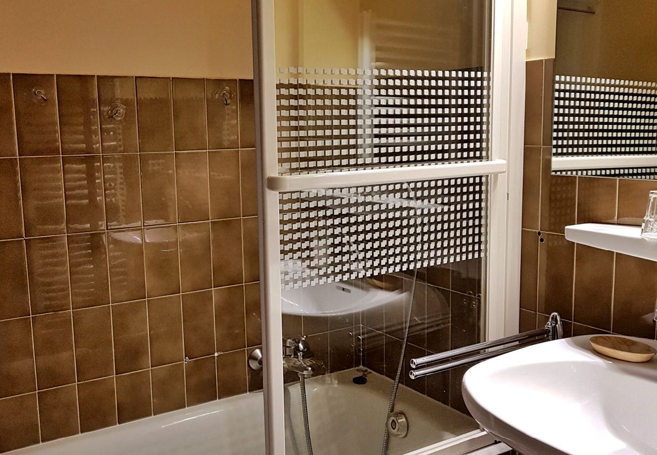 Appartement à Les Carroz d'Arâches - Les Carroz, skis aux pieds, location d'un appartement pour 6 personnes Appartement à Les Carroz d'Arâches - Les Carroz, skis aux pieds, location d'un appartement pour 6 personnes