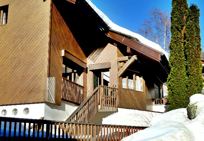 Appartement à Les Carroz d'Arâches - Location appartement de vacances 2 chambres 8 personnes aux Carroz d'Arâches, Haute-Savoie, centre village et proche navette Appartement à Les Carroz d'Arâches - Location appartement de vacances 2 chambres 8 personnes aux Carroz d'Arâches, Haute-Savoie, centre village et proche navette