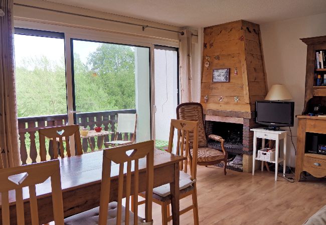 Appartement à Les Carroz d'Arâches - Location d'un appartement de vacances duplex pour 6 personnes aux Carroz d'Arâches, Domaine skiable du Grand Massif - MAZ362