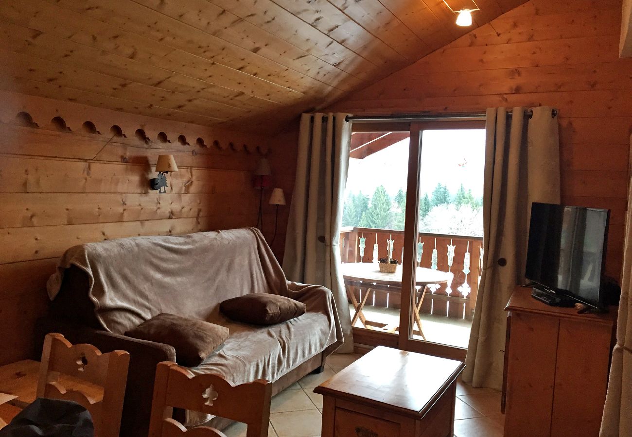 Appartement à Les Carroz d'Arâches - Aux Carroz, location d'un appartement pour 7 personnes - TRA555