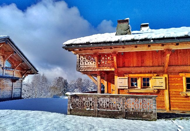 Chalet à Les Carroz d'Arâches - Chalet individuel pour 12 personnes, à 800 m de la télécabine Chalet à Les Carroz d'Arâches - Chalet individuel pour 12 personnes, à 800 m de la télécabine