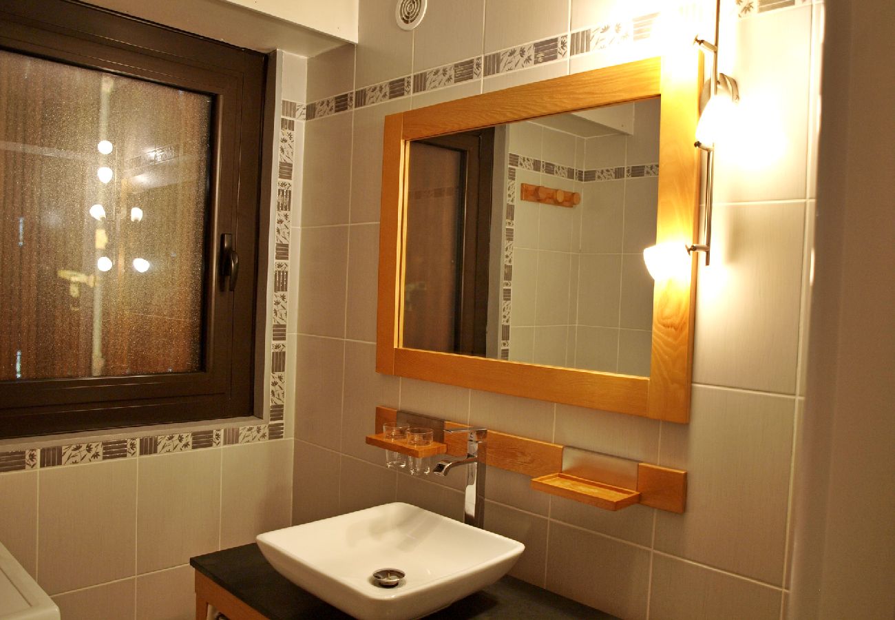 Appartement à Les Carroz d'Arâches - Appartement 4 personnes, proche centre - MAZ408