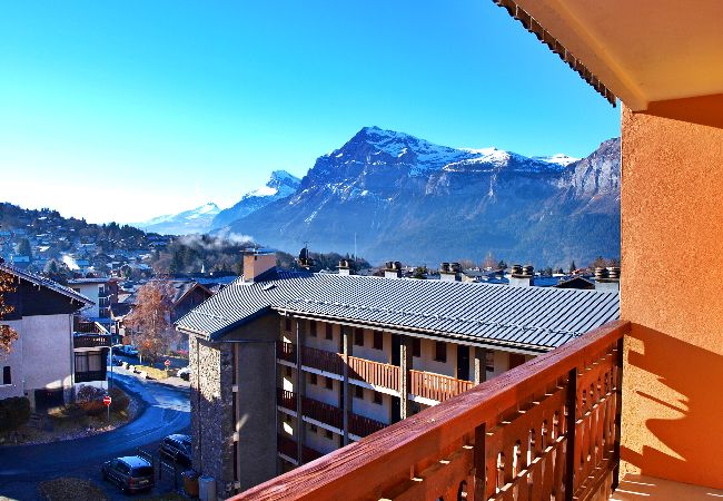 Appartement à Les Carroz d'Arâches - Location appartement de vacances 1 chambre 6 personnes aux Carroz d'Arâches, Grand Massif, centre village et proche navette - GVA297 Appartement à Les Carroz d'Arâches - Location appartement de vacances 1 chambre 6 personnes aux Carroz d'Arâches, Grand Massif, centre village et proche navette - GVA297