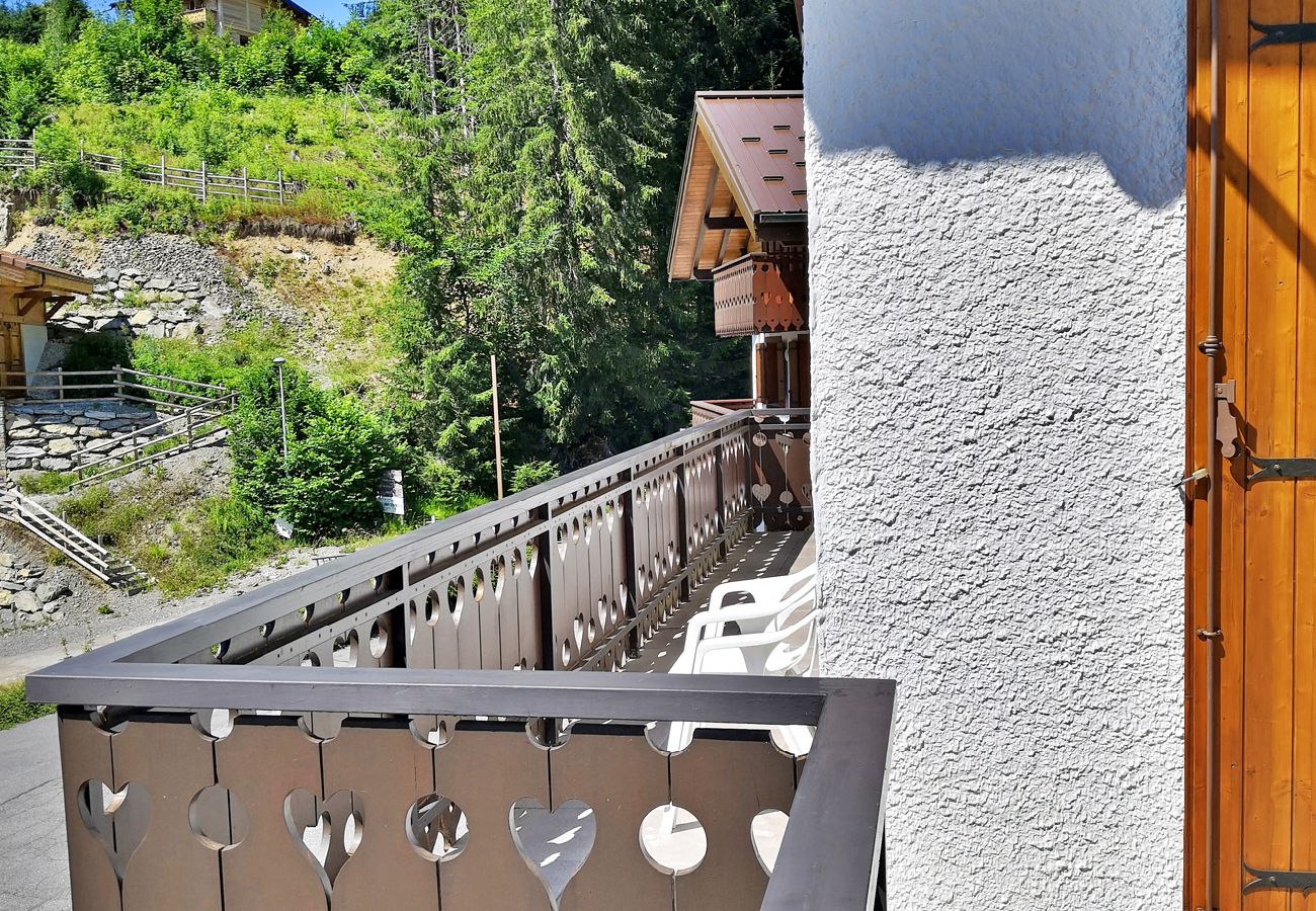 Chalet à Les Carroz d'Arâches - Chalet 12 personnes, proche pistes - DAR579