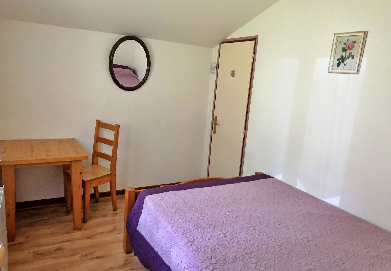 Chalet à Les Carroz d'Arâches - Chalet 12 personnes, proche pistes - DAR579