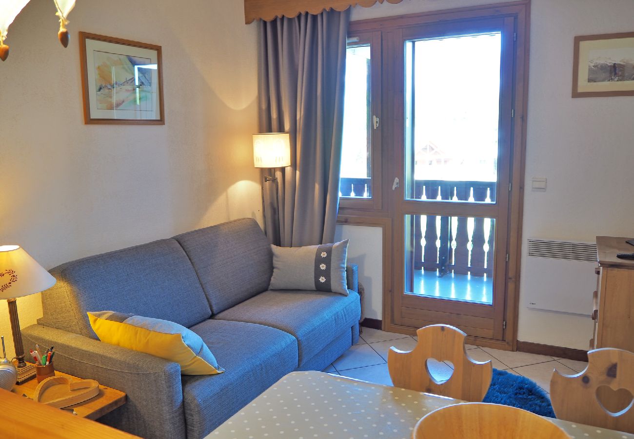 Appartement à Les Carroz d'Arâches - Carroz d'Arâches proche centre, appartement 4 /5 personnes - SAB578 <strong>PROMOTION HIVER 2023 BAISSE DU PRIX DE LA  SEMAINE  DU 4/02 AU 11/02/2023 