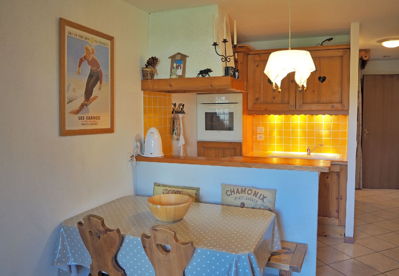 Appartement à Les Carroz d'Arâches - Carroz d'Arâches proche centre, appartement 4 /5 personnes - SAB578 <strong>PROMOTION HIVER 2023 BAISSE DU PRIX DE LA  SEMAINE  DU 4/02 AU 11/02/2023 