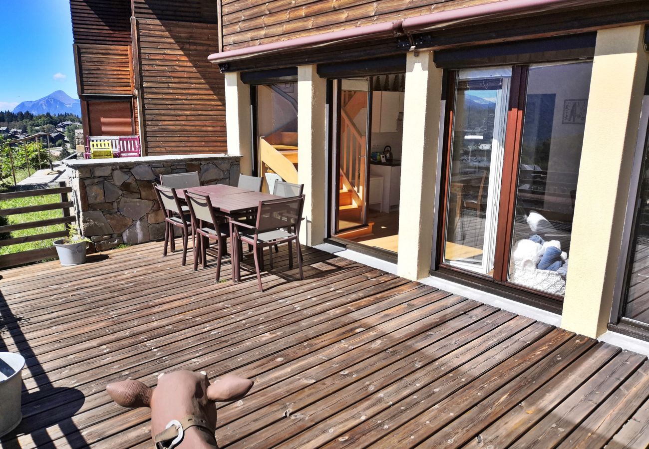 Appartement à Les Carroz d'Arâches - Chalet 6 personnes, proche centre et pistes - FLE585