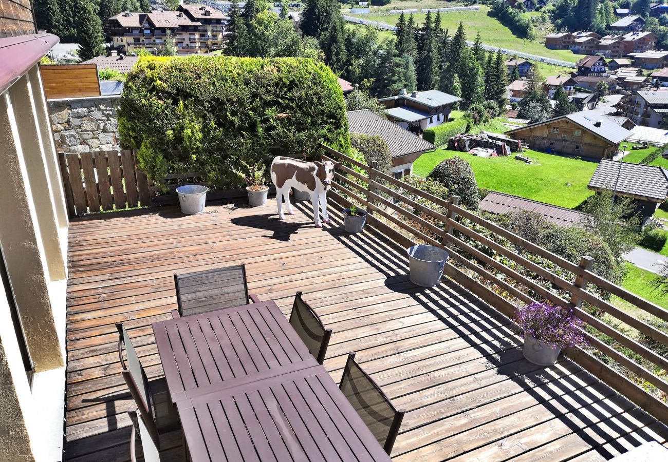 Appartement à Les Carroz d'Arâches - Chalet 6 personnes, proche centre et pistes - FLE585