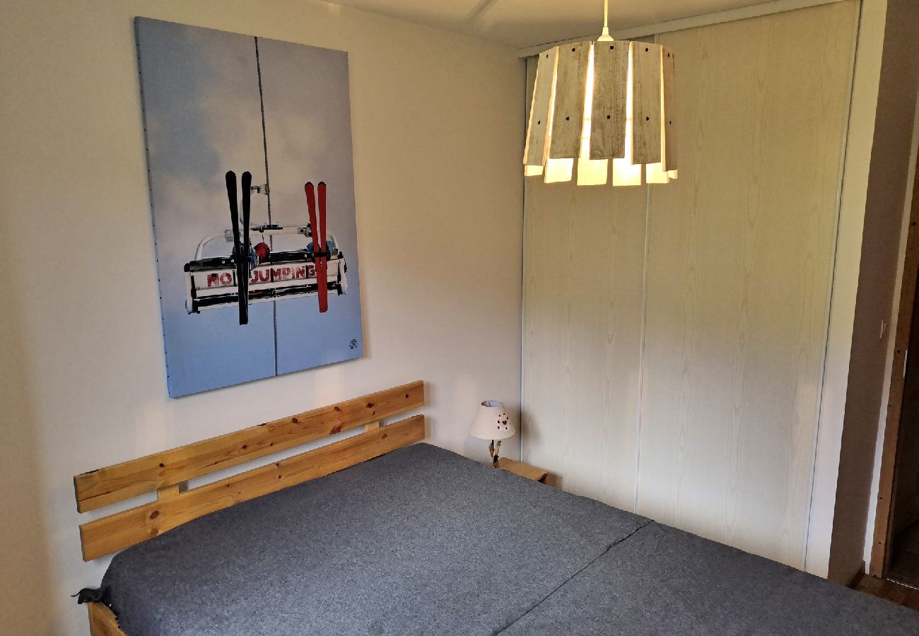 Appartement à Les Carroz d'Arâches - Spacieux appartement de vacances pour 6 personnes - OLI590