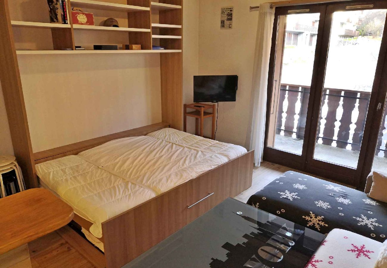 Appartement à Les Carroz d'Arâches - Centre station, studio récemment rénové, pour 2 personnes - RHO601