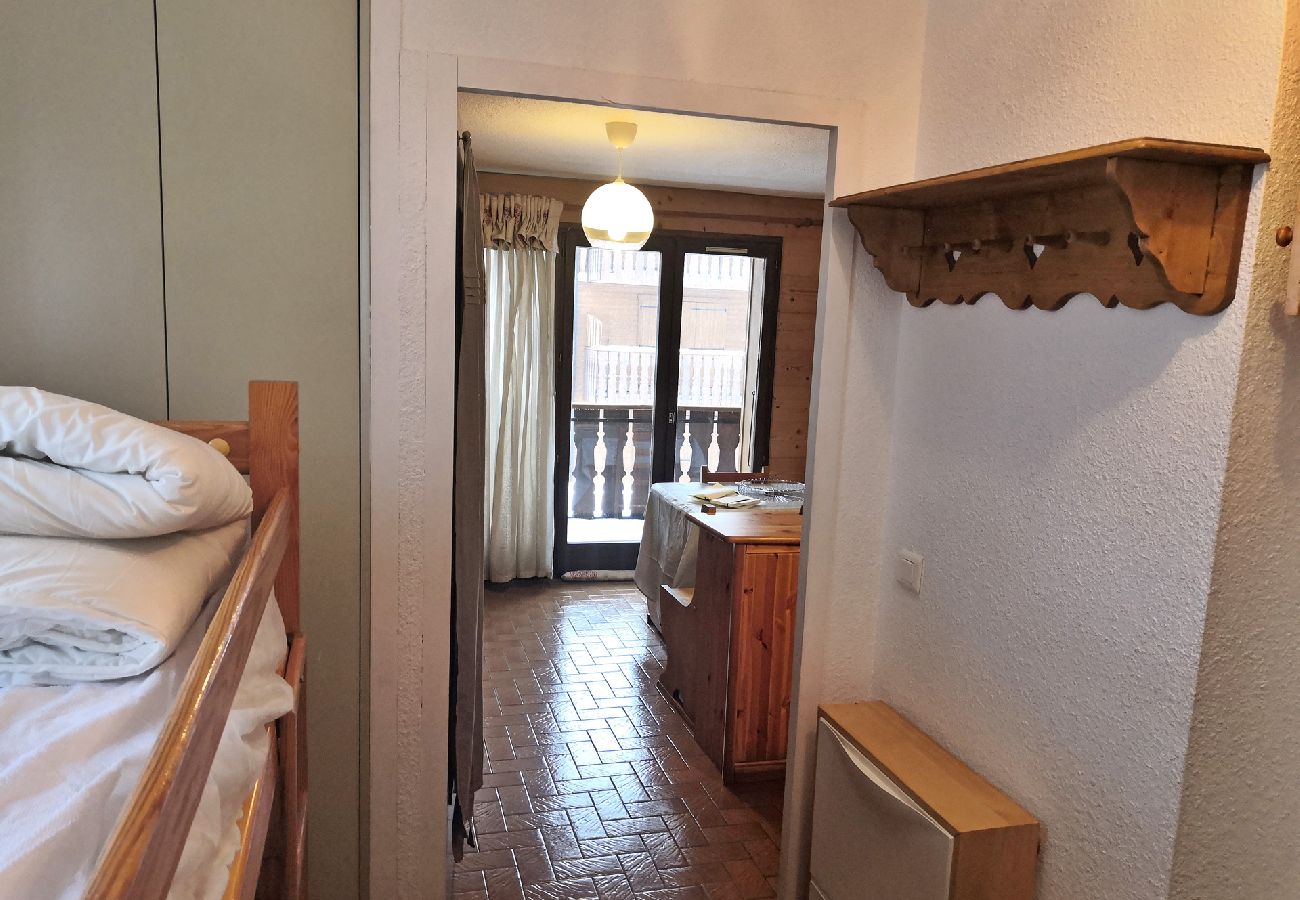 Studio à Les Carroz d'Arâches - Appartement 4 personnes centre- RHO602