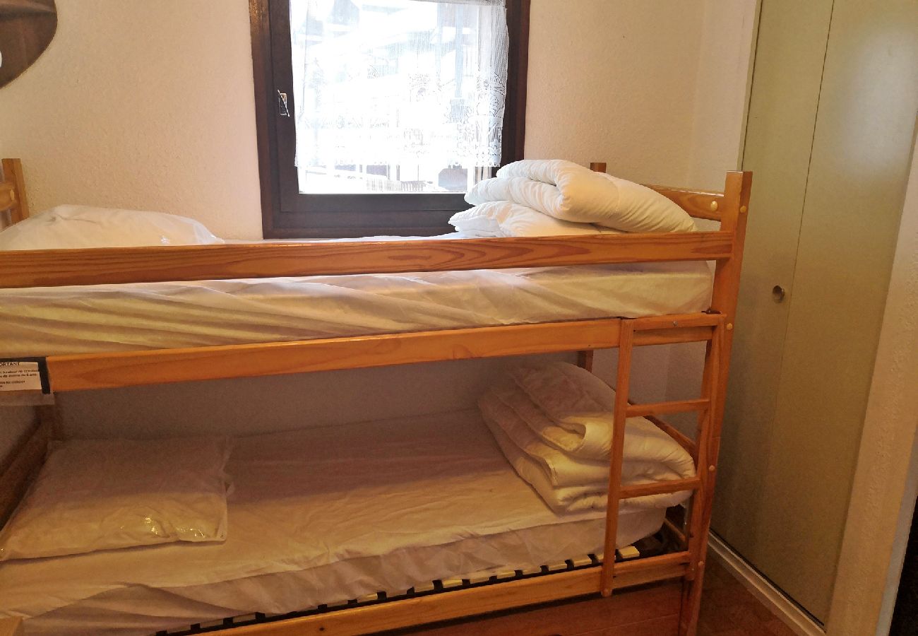 Studio à Les Carroz d'Arâches - Appartement 4 personnes centre- RHO602