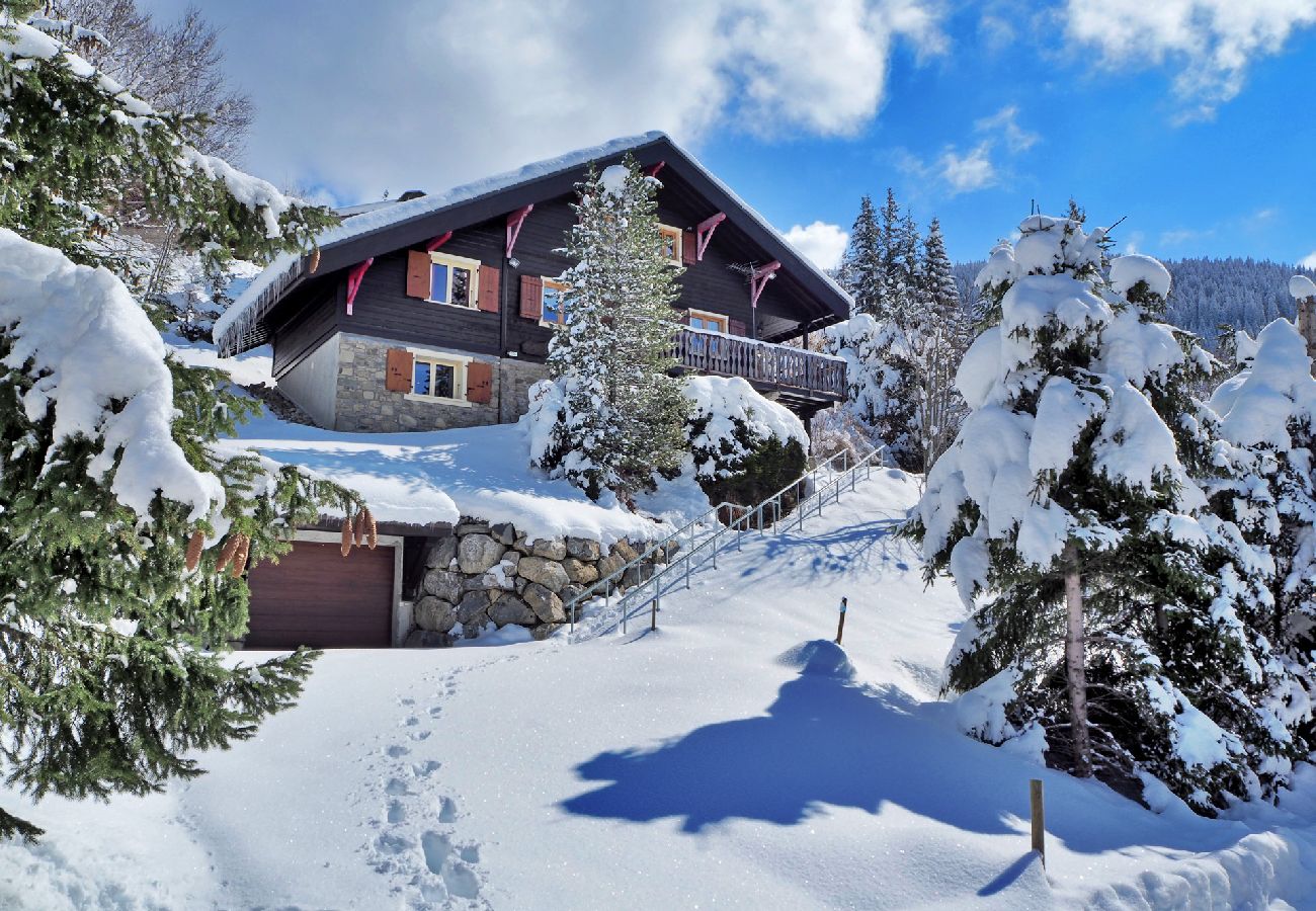 Chalet à Les Carroz d'Arâches - Chalet familial sur les hauteurs des Carroz, pour 10 personnes - GRA606