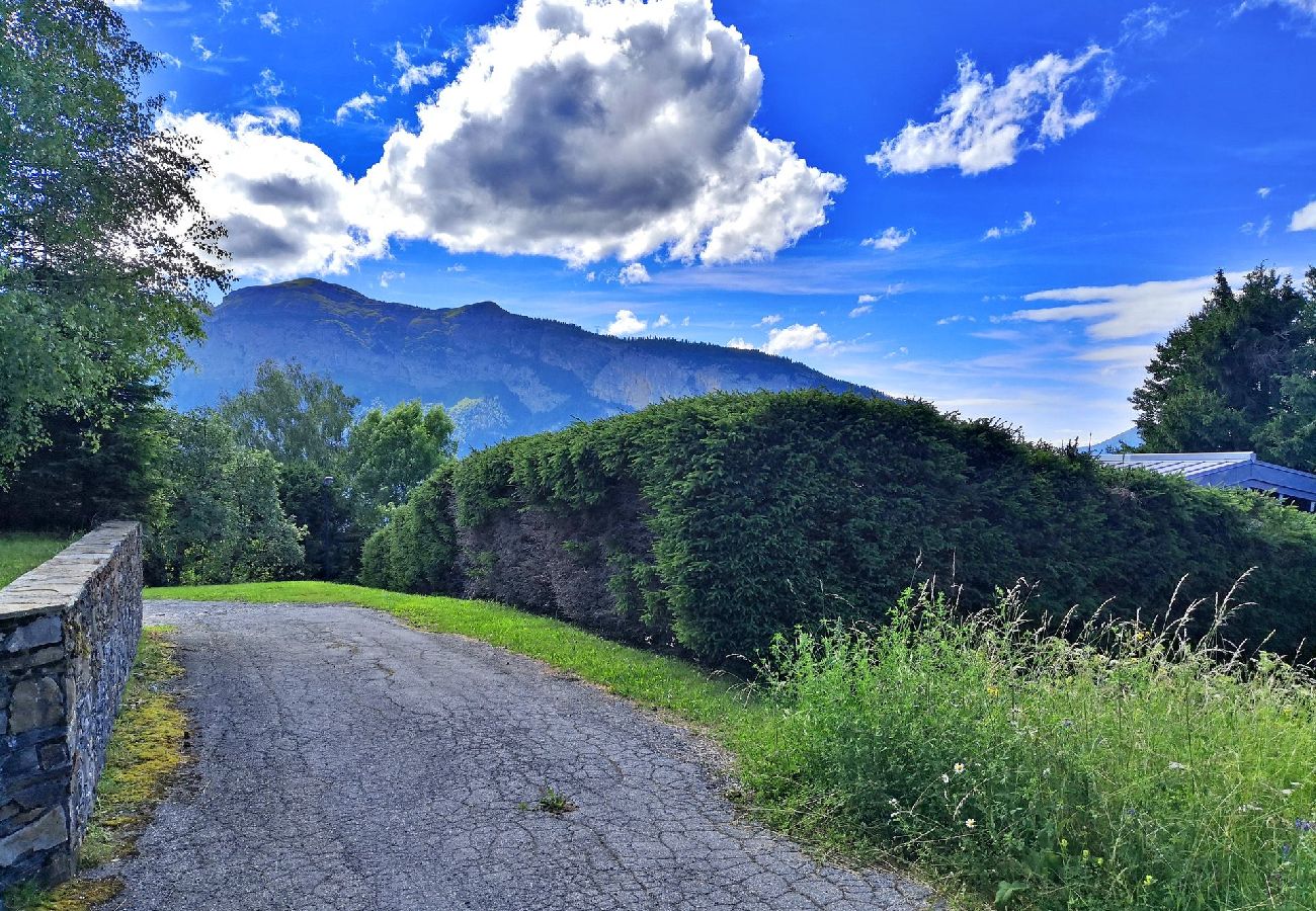 Appartement à Les Carroz d'Arâches - Bas de chalet rénové pour 4 personnes avec parking privatif - BCH614