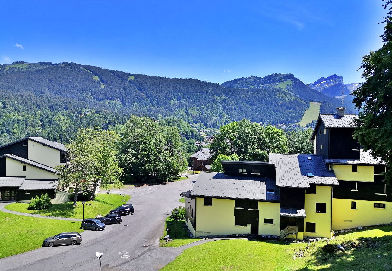 Appartement à Les Carroz d'Arâches - 2 pièces à la montagne 4 personnes , proche Aquacîme et ski bus,  résidence «Près du Bois »