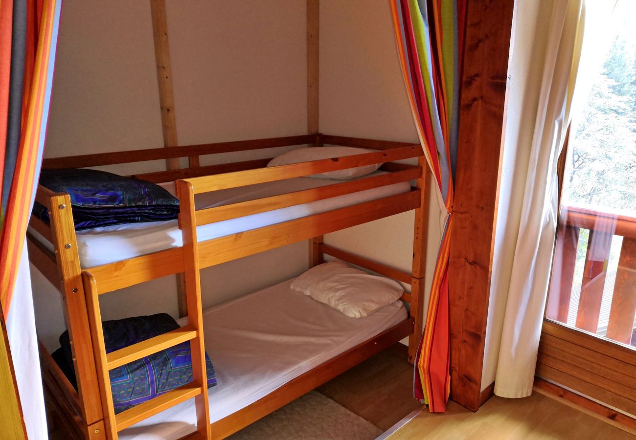 Appartement à Les Carroz d'Arâches - Appartement 4 à 6  personnes proche du télécabine et des pistes - CPS599