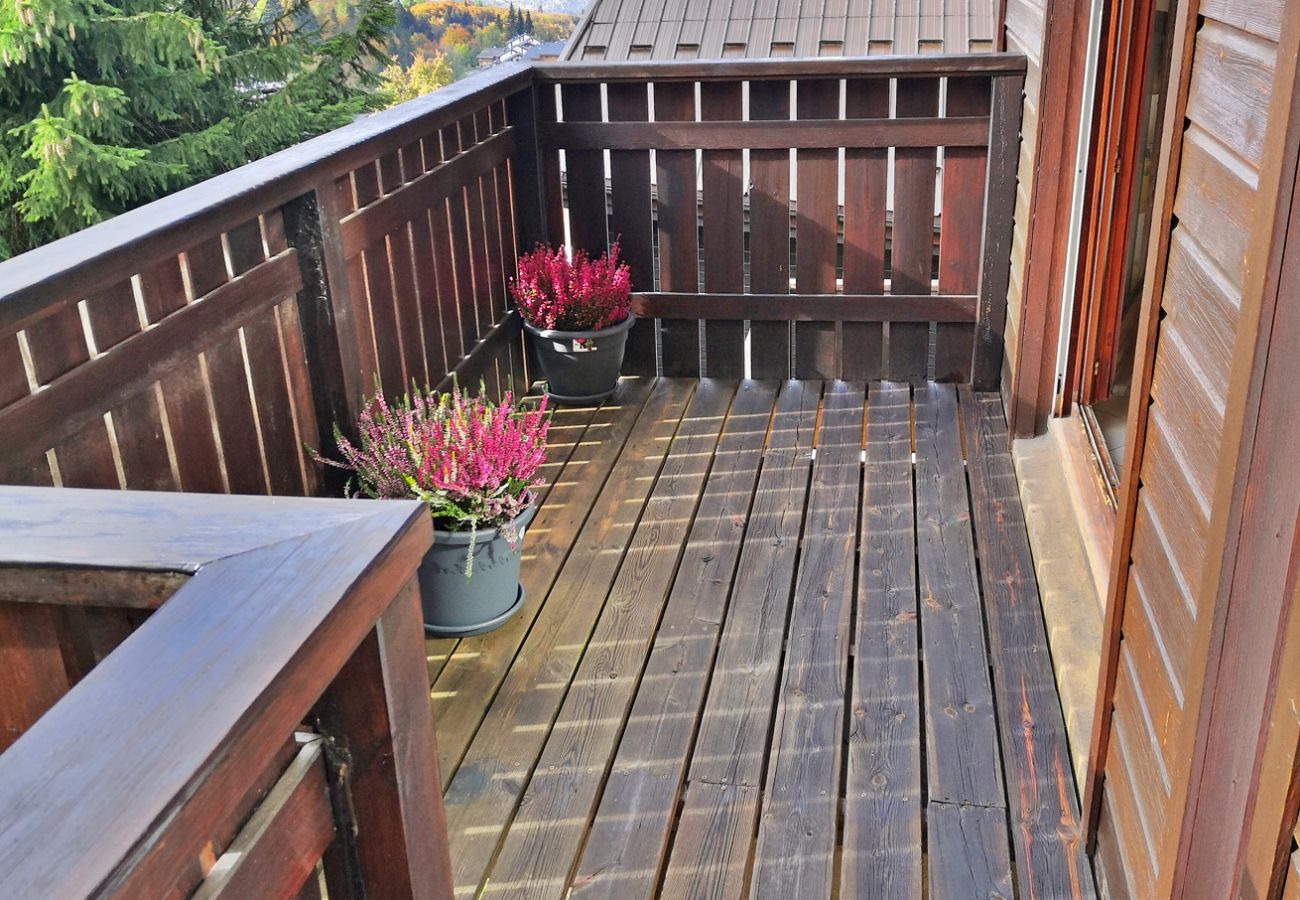 Appartement à Les Carroz d'Arâches - Appartement 4 à 6  personnes proche du télécabine et des pistes - CPS599