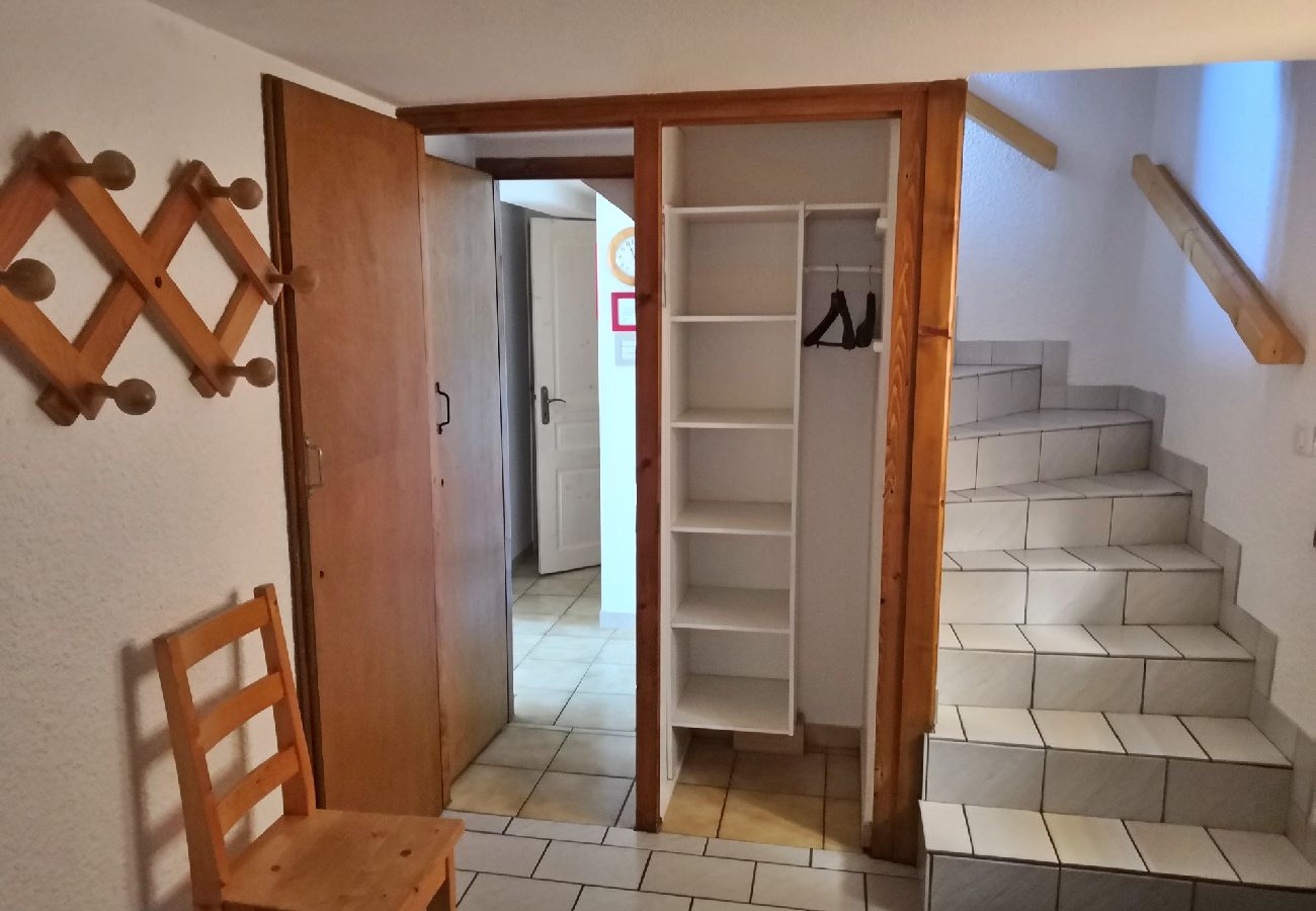 Chalet à Les Carroz d'Arâches - Chalet de vacances pour 13 personnes - DAR580