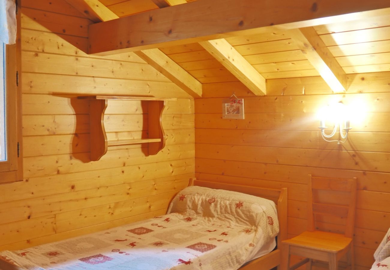 Chalet à Les Carroz d'Arâches - Chalet de vacances pour 13 personnes - DAR580