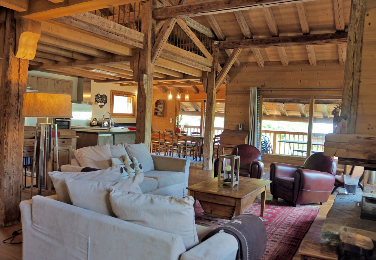 Chalet à Les Carroz d'Arâches - Magnifique chalet, 12 personnes, 6 chambres ,  3 salles d'eau,  Les Carroz  domaine skiable du Grand Massif  - NAN620
