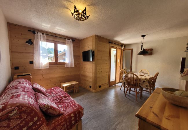 Appartement à Les Carroz d'Arâches - 2 pièces pour 4 personnes, pied du télécabine et des pistes - LUT641