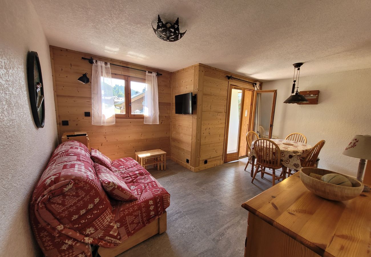 Appartement à Les Carroz d'Arâches - 2 pièces pour 4 personnes, pied du télécabine et des pistes - LUT641