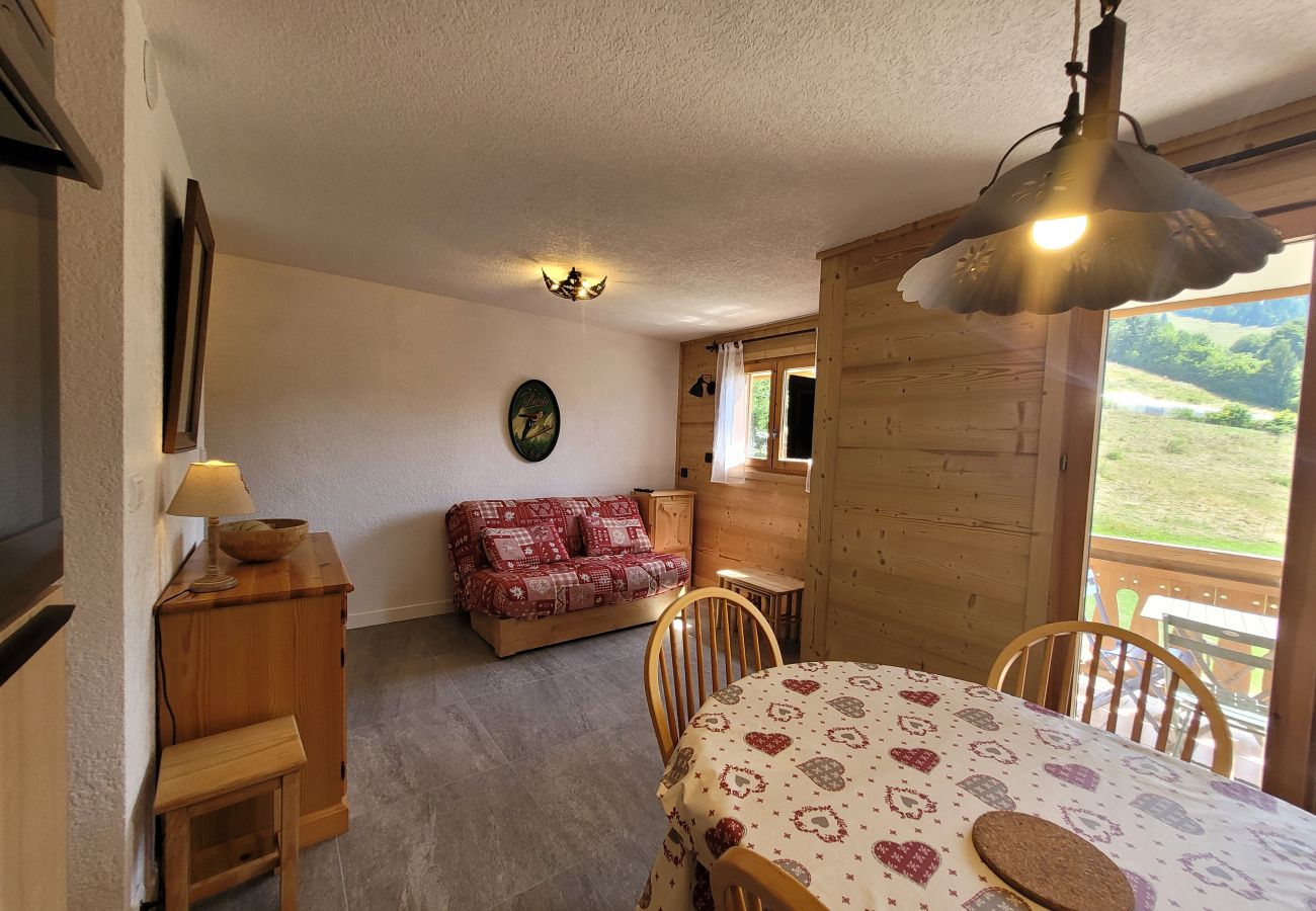 Appartement à Les Carroz d'Arâches - 2 pièces pour 4 personnes, pied du télécabine et des pistes - LUT641