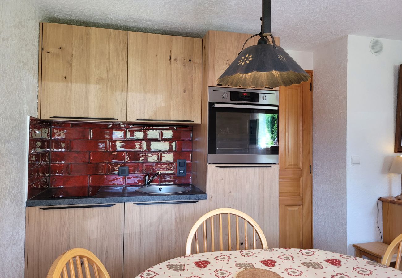 Appartement à Les Carroz d'Arâches - 2 pièces pour 4 personnes, pied du télécabine et des pistes - LUT641