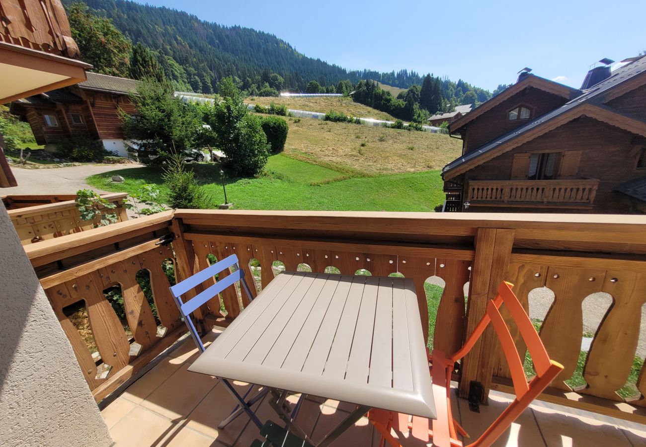 Appartement à Les Carroz d'Arâches - 2 pièces pour 4 personnes, pied du télécabine et des pistes - LUT641