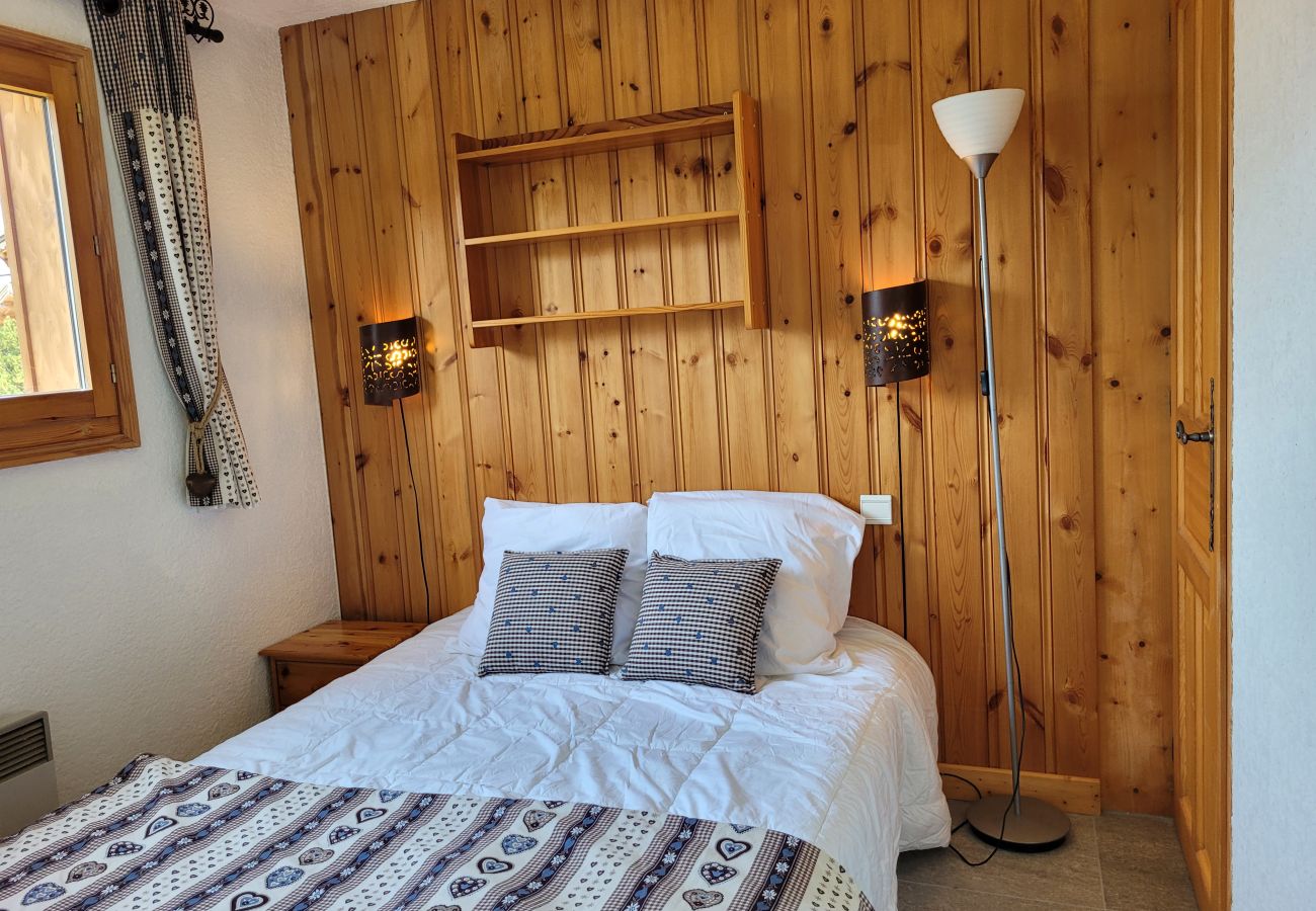 Appartement à Les Carroz d'Arâches - 2 pièces pour 4 personnes, pied du télécabine et des pistes - LUT641
