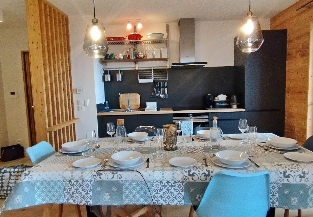 Appartement à Les Carroz d'Arâches - CER6444 -4 Pièces 6 personnes pied des pistes Grand Cerf - CER644