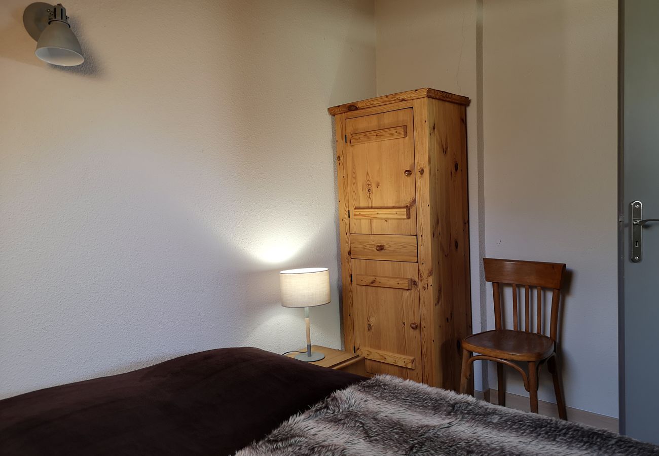 Appartement à Les Carroz d'Arâches - Location de vacances 4 personnes 2 chambres centre station-CIN652  Appartement à Les Carroz d'Arâches - Location de vacances 4 personnes 2 chambres centre station-CIN652