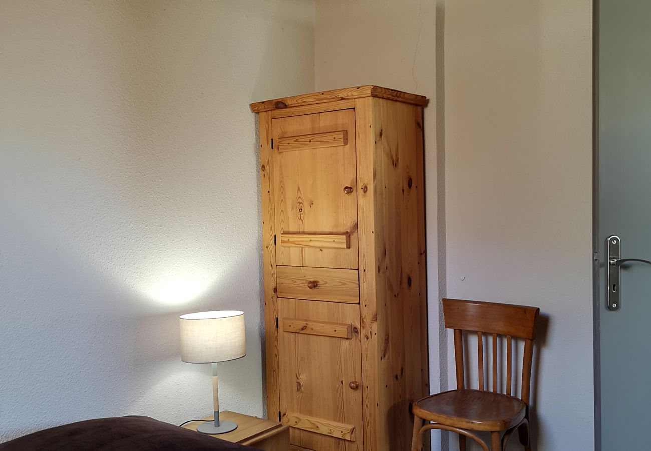 Appartement à Les Carroz d'Arâches - Location de vacances 4 personnes 2 chambres centre station-CIN652  Appartement à Les Carroz d'Arâches - Location de vacances 4 personnes 2 chambres centre station-CIN652