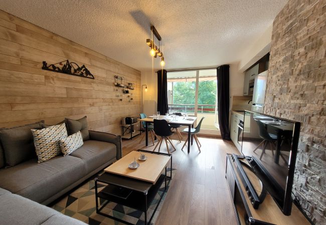 Appartement à Les Carroz d'Arâches - 3 pièces 6 personnes  proche Aquacîme et ski Bus PRB656