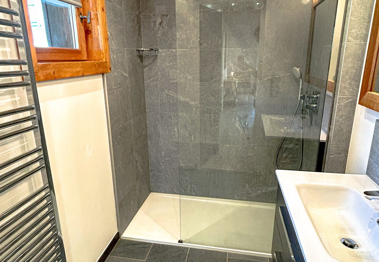 Appartement à Arâches-la-Frasse - Appartement très bon standing 4 pièces 6 personnes proche centre et télécabine VER657