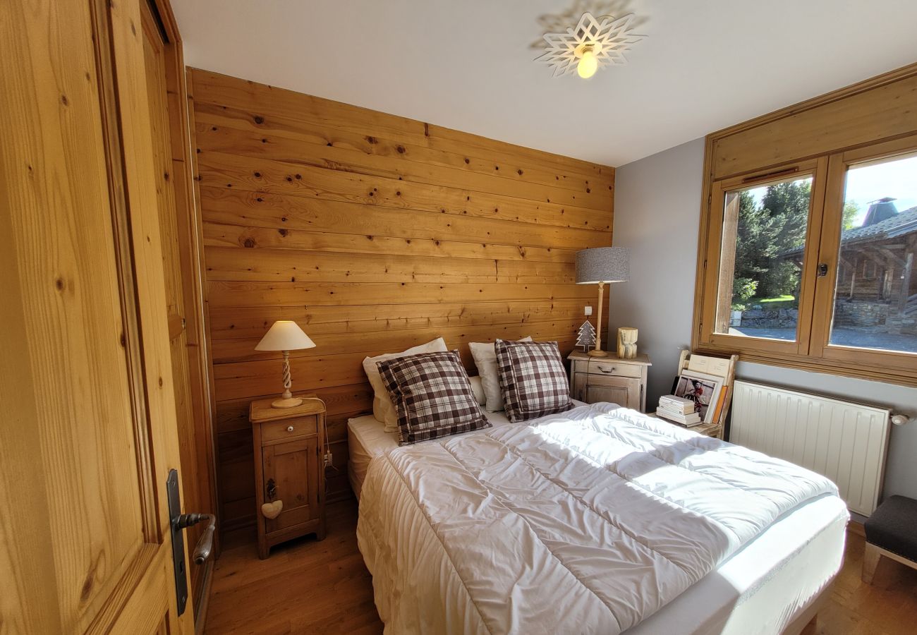 Appartement à Les Carroz d'Arâches - Appartement 2  pièces 3 personnes  Proche centre et ski bus - EBR660