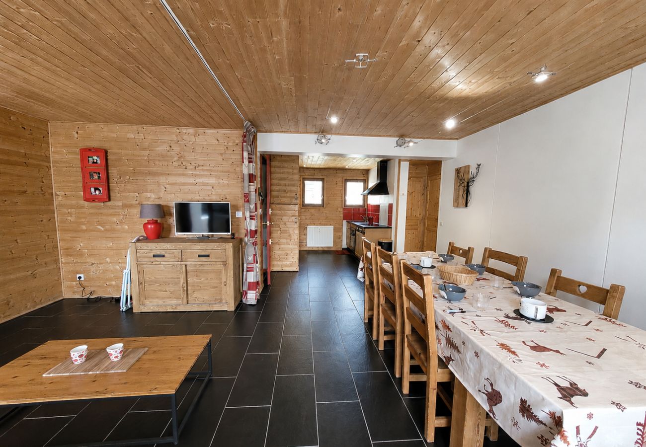 Appartement à Les Carroz d'Arâches - Appartement 3 pièces 6 à 7personnes  Plein centre centre-AIR661