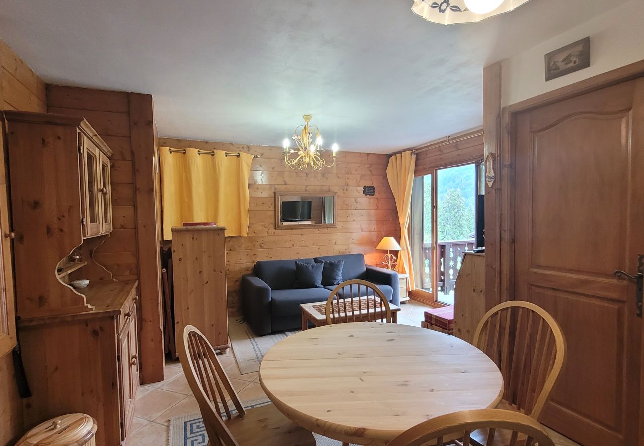 Appartement à Les Carroz d'Arâches - Appartement 3 pièces 4 à 6 personnes proche piscine, skibus -ALP662