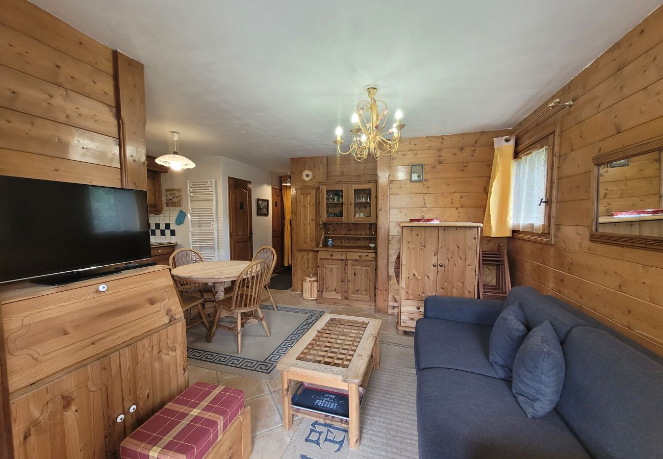 Appartement à Les Carroz d'Arâches - Appartement 3 pièces 4 à 6 personnes proche piscine, skibus -ALP662
