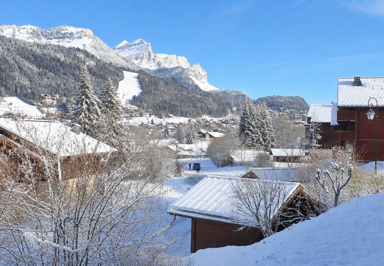 Appartement à Les Carroz d'Arâches - Appartement 3 pièces 4 à 6 personnes proche piscine, skibus -ALP662